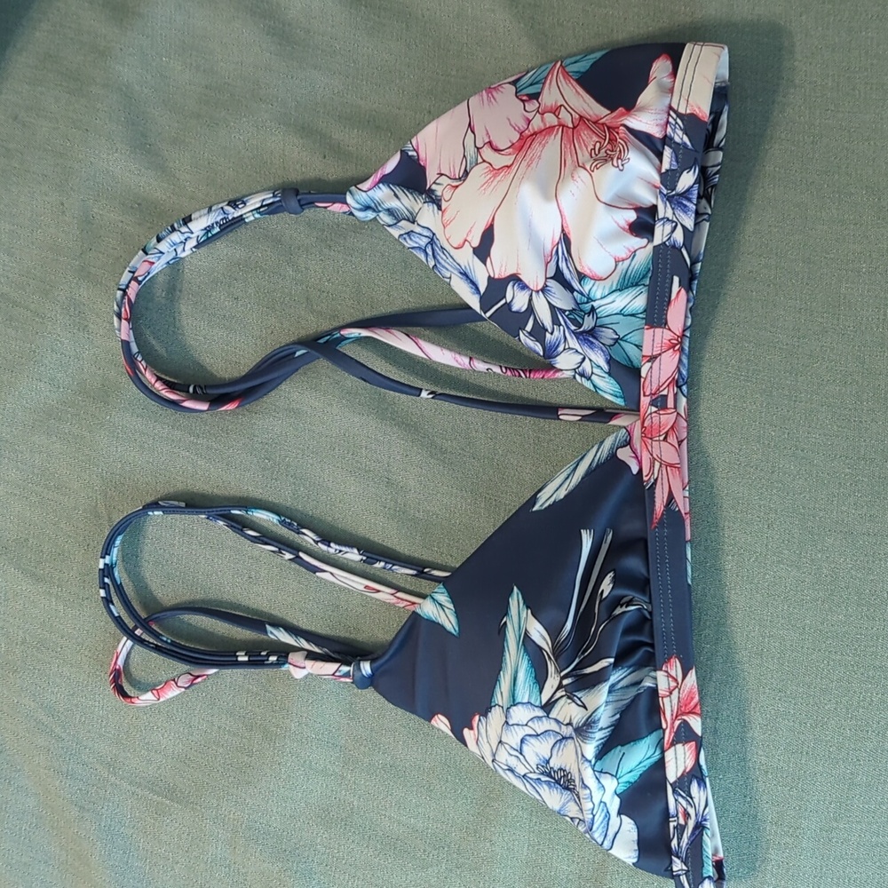 Triangle top floral bikini